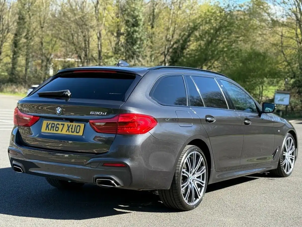 2017-bmw-5-series-30td-530d-m-sport-xdrive-touring-5d-big-17
