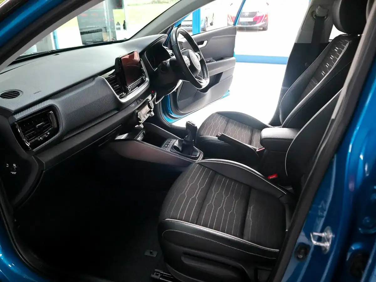 2022-kia-stonic-10-t-gdi-gt-line-s-big-3