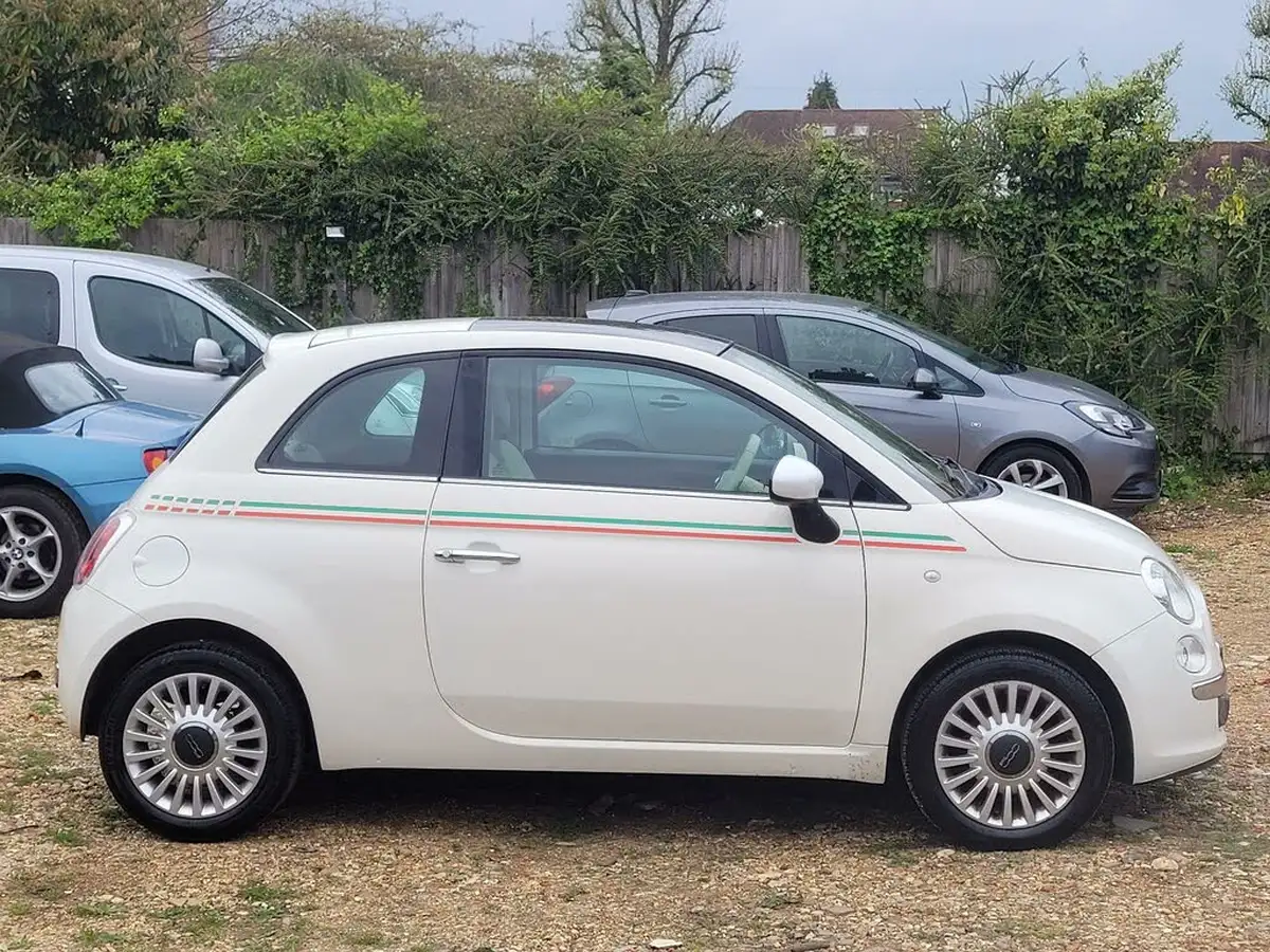 2013-fiat-500-12-lounge-big-4