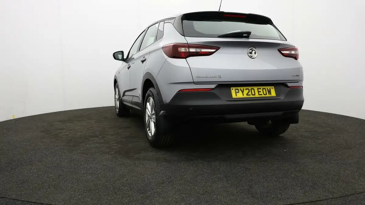 2020-vauxhall-grandland-x-12-se-big-7