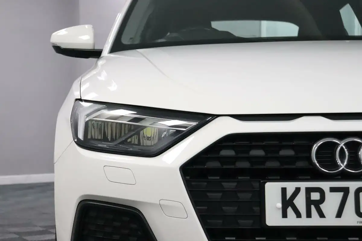 2020-audi-a1-10-25-tfsi-technik-big-20