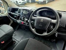 2019-peugeot-boxer-20-bluehdi-professional-335-l2h2-small-16