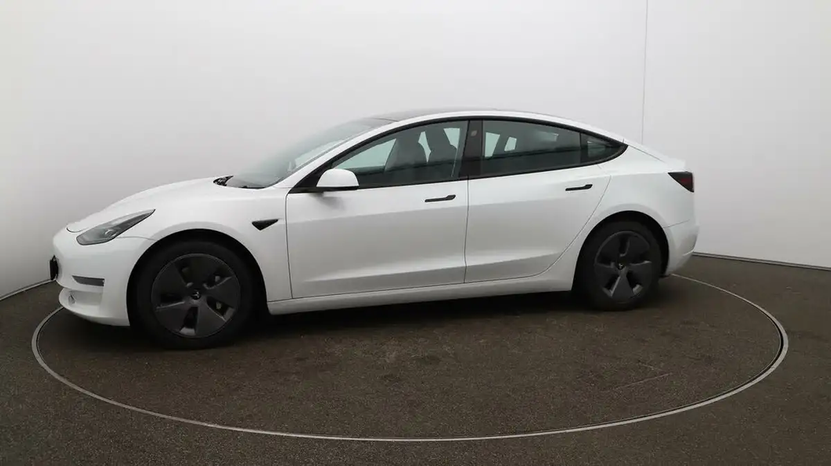 2021-tesla-model-3-e-long-range-4x4-big-57