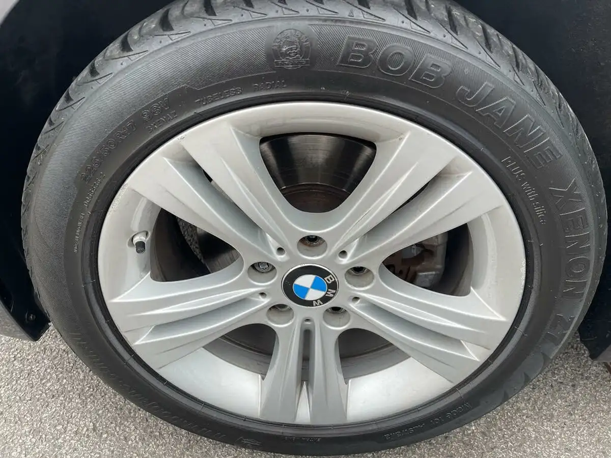 2018-bmw-3-series-20td-320d-sport-saloon-4d-big-27