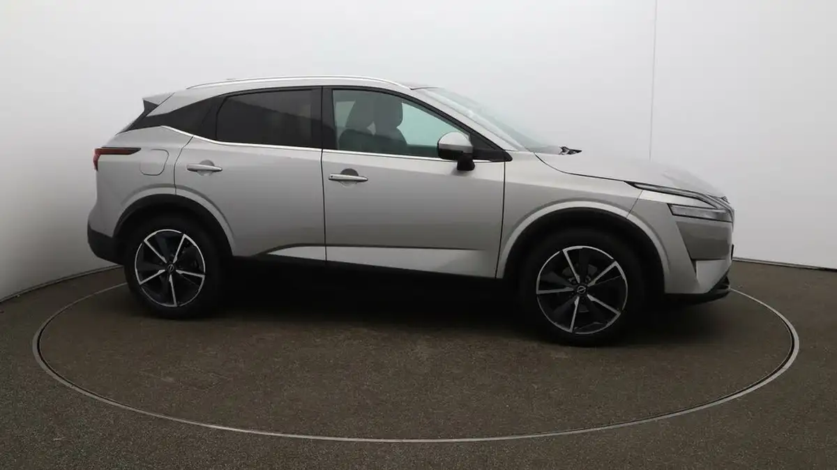 2022-nissan-qashqai-13-dig-t-tekna-140ps-mild-hybrid-big-40