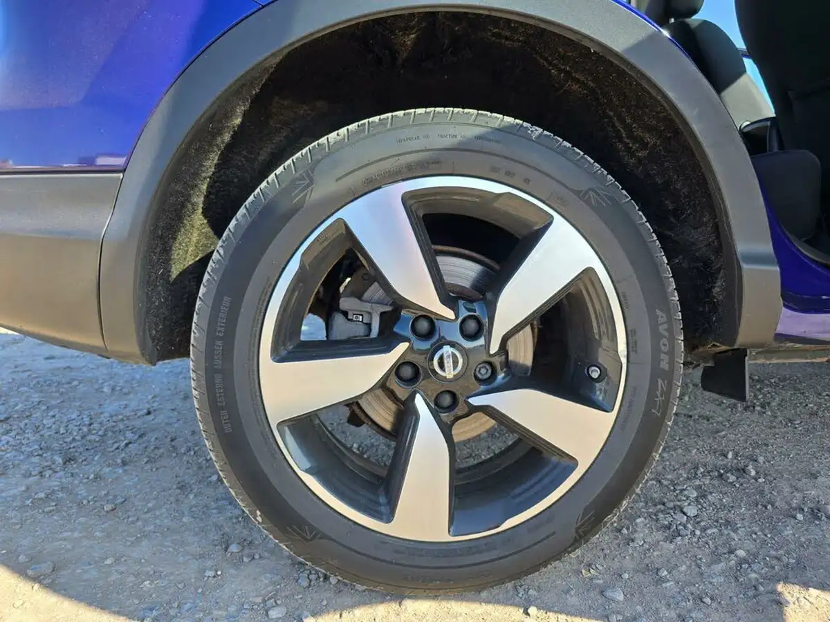 2016-nissan-qashqai-12-dig-t-n-connecta-xtronic-cvt-big-40