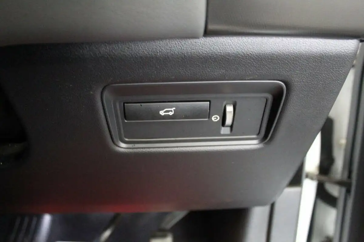 2015-land-rover-range-rover-sport-30-sd-v6-hse-dynamic-292ps-4x4-big-41