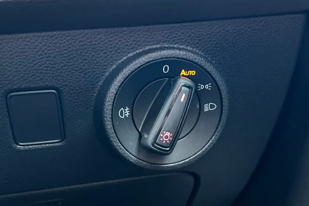 2019-seat-cupra-ateca-20-tsi-comfort-sound-packdesign-pack-big-32
