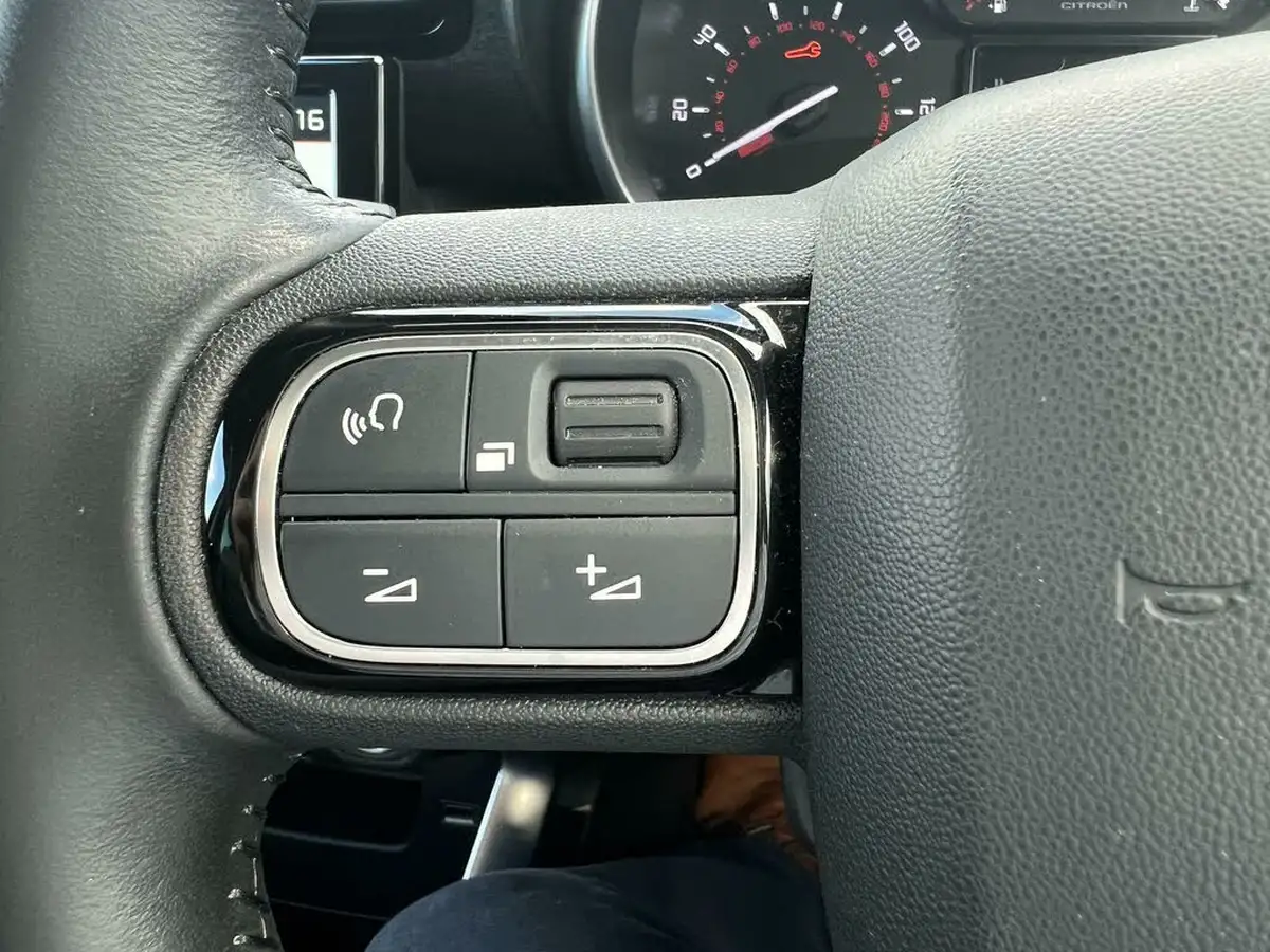 2022-citroen-c3-aircross-12-puretech-shine-plus-110ps-big-21