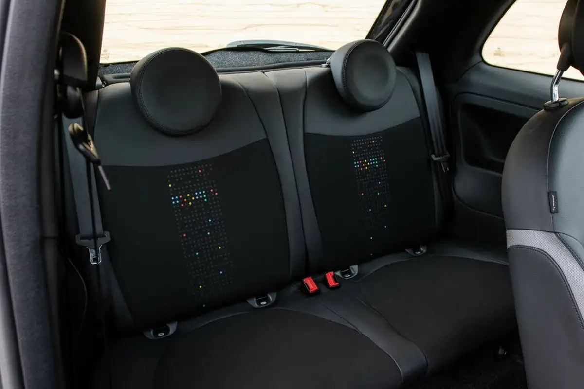 2022-fiat-500-10-hey-google-big-31