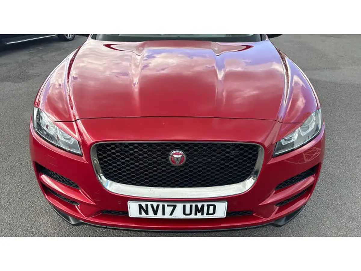2017-jaguar-f-pace-20-i4d-portfolio-240ps-awd-ss-auto-big-7
