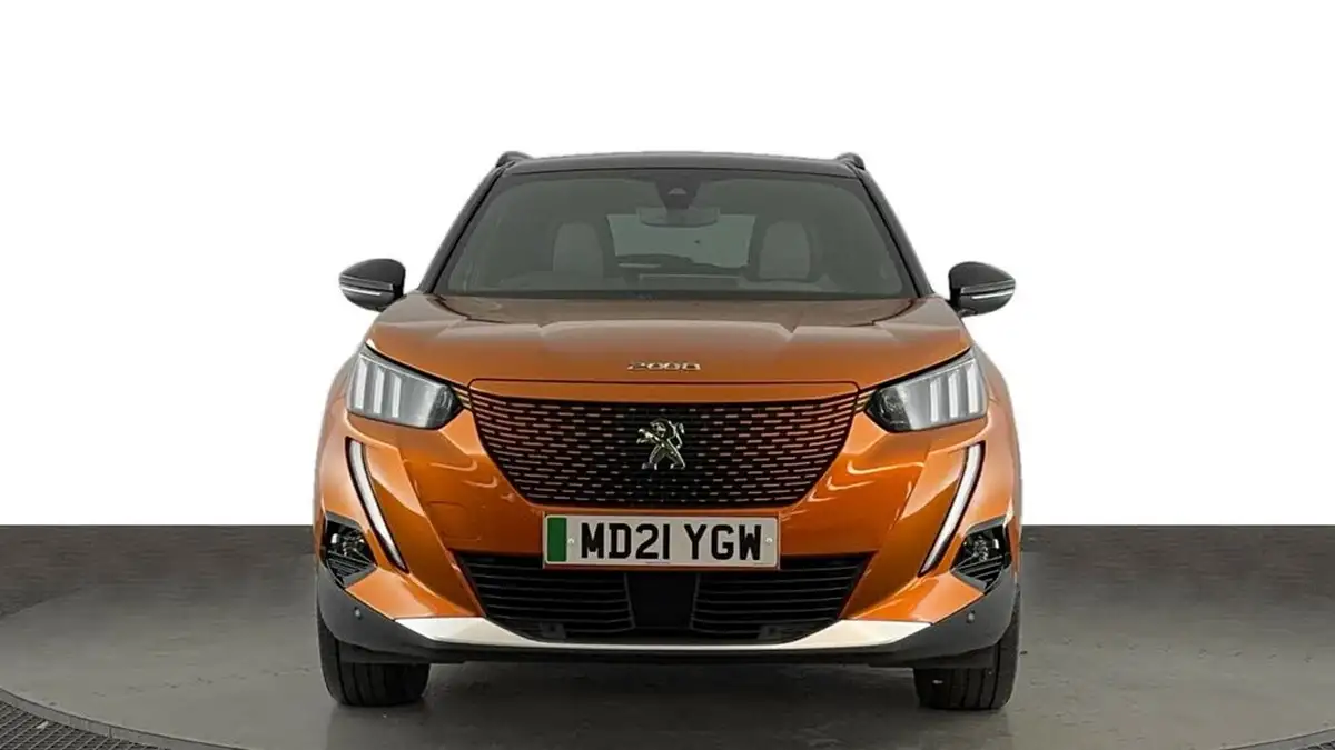 2021-peugeot-2008-suv-e-gt-premium-big-7