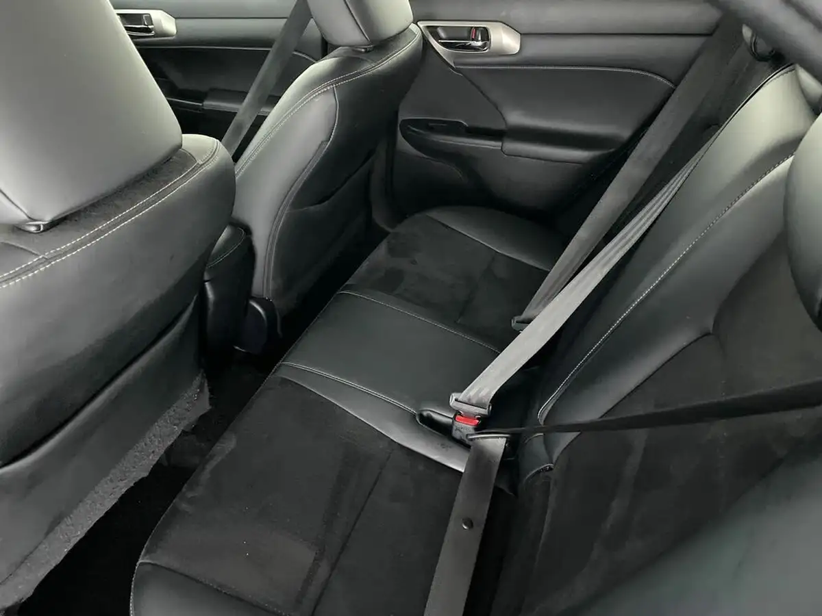 2017-lexus-ct-200h-18-sport-99bhp-big-26