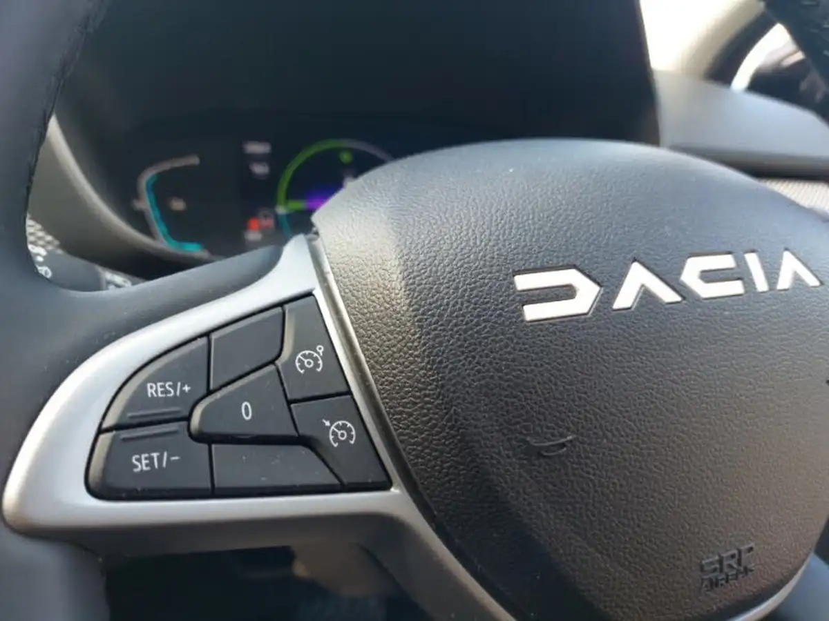 2024-dacia-jogger-16-tce-expression-big-15