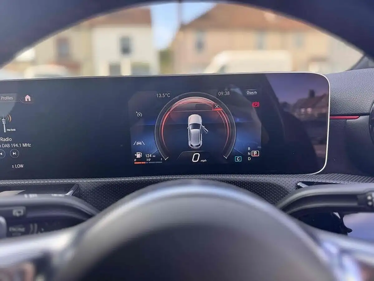 2019-mercedes-benz-a-class-13-a200-amg-line-executive-hatchback-5d-7g-dct-big-20