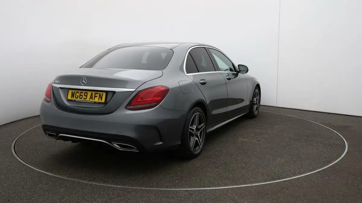 2019-mercedes-benz-c-class-20d-c300d-amg-line-245ps-ss-saloon-4d-big-46
