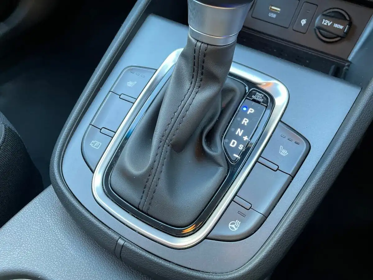 2022-hyundai-kona-16-gdi-premium-big-19