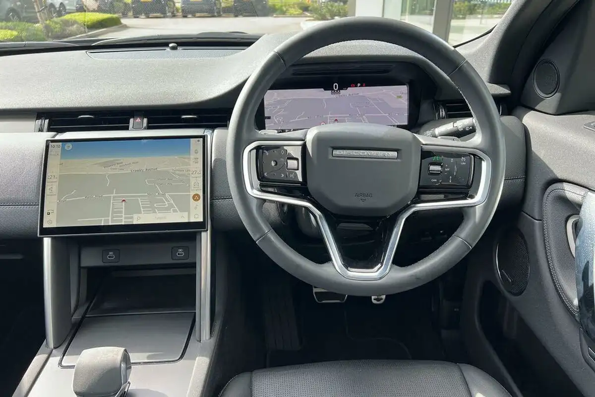 2024-land-rover-discovery-sport-15-p300e-dynamic-se-big-23