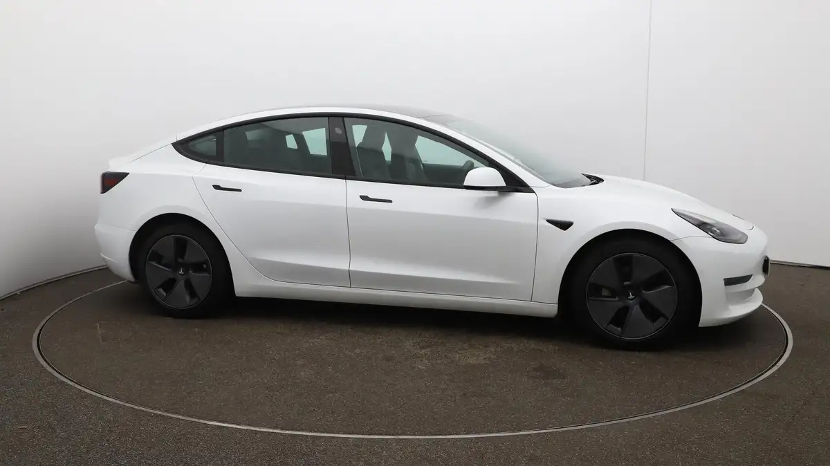 2021-tesla-model-3-e-long-range-4x4-big-41