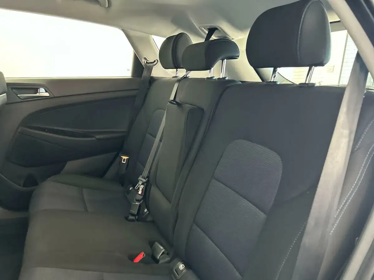 2018-hyundai-tucson-17crdi-blue-drive-se-116ps-big-16