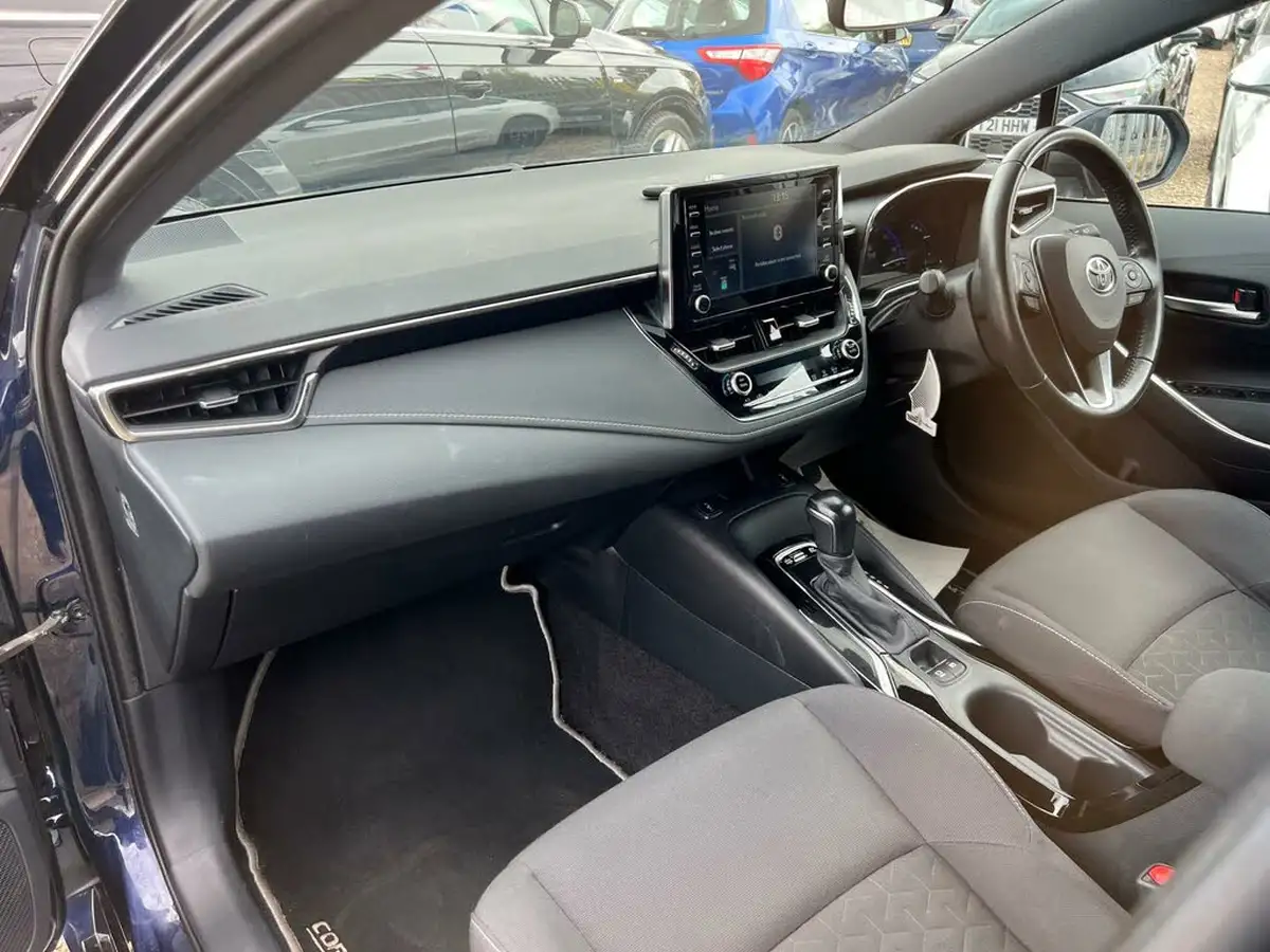 2021-toyota-corolla-18-vvt-i-icon-spare-wheel-hatchback-5d-big-23