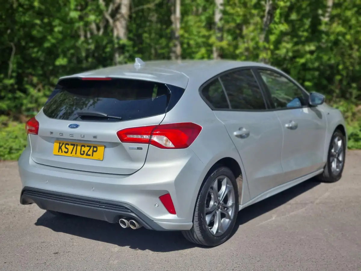 2021-ford-focus-10t-st-line-edition-125ps-hatchback-big-7