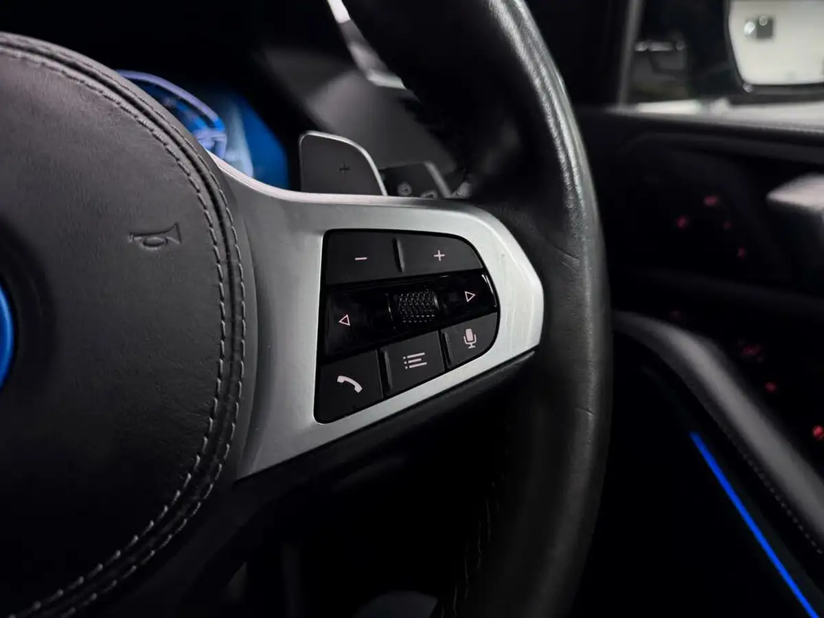 2022-bmw-x5-30-xdrive-45e-m-sport-394bhp-big-27
