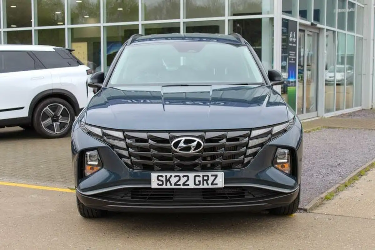 2022-hyundai-tucson-16-t-gdi-se-connect-150ps-big-1