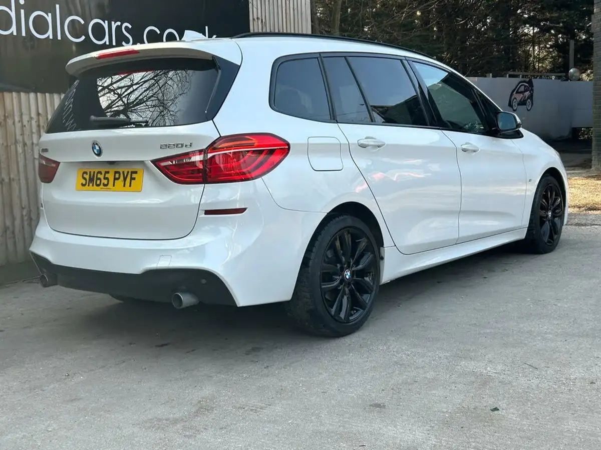 2015-bmw-2-series-20td-220d-xdrive-m-sport-gran-tourer-5d-big-14