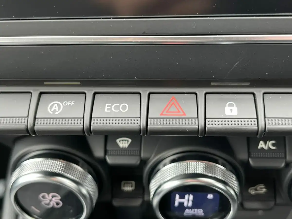 2024-renault-clio-10-tce-evolution-big-24