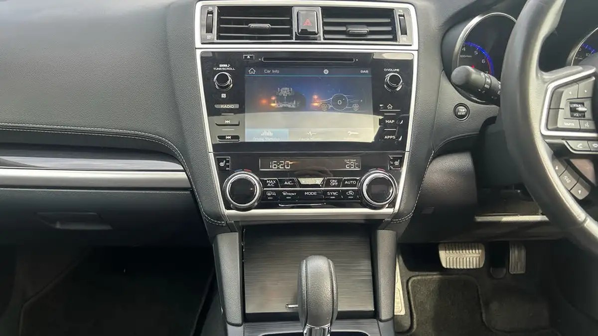 2019-subaru-outback-25i-se-premium-big-11