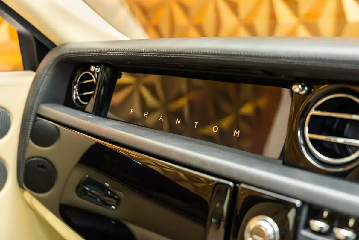2007-rolls-royce-phantom-67-limousine-4d-big-19