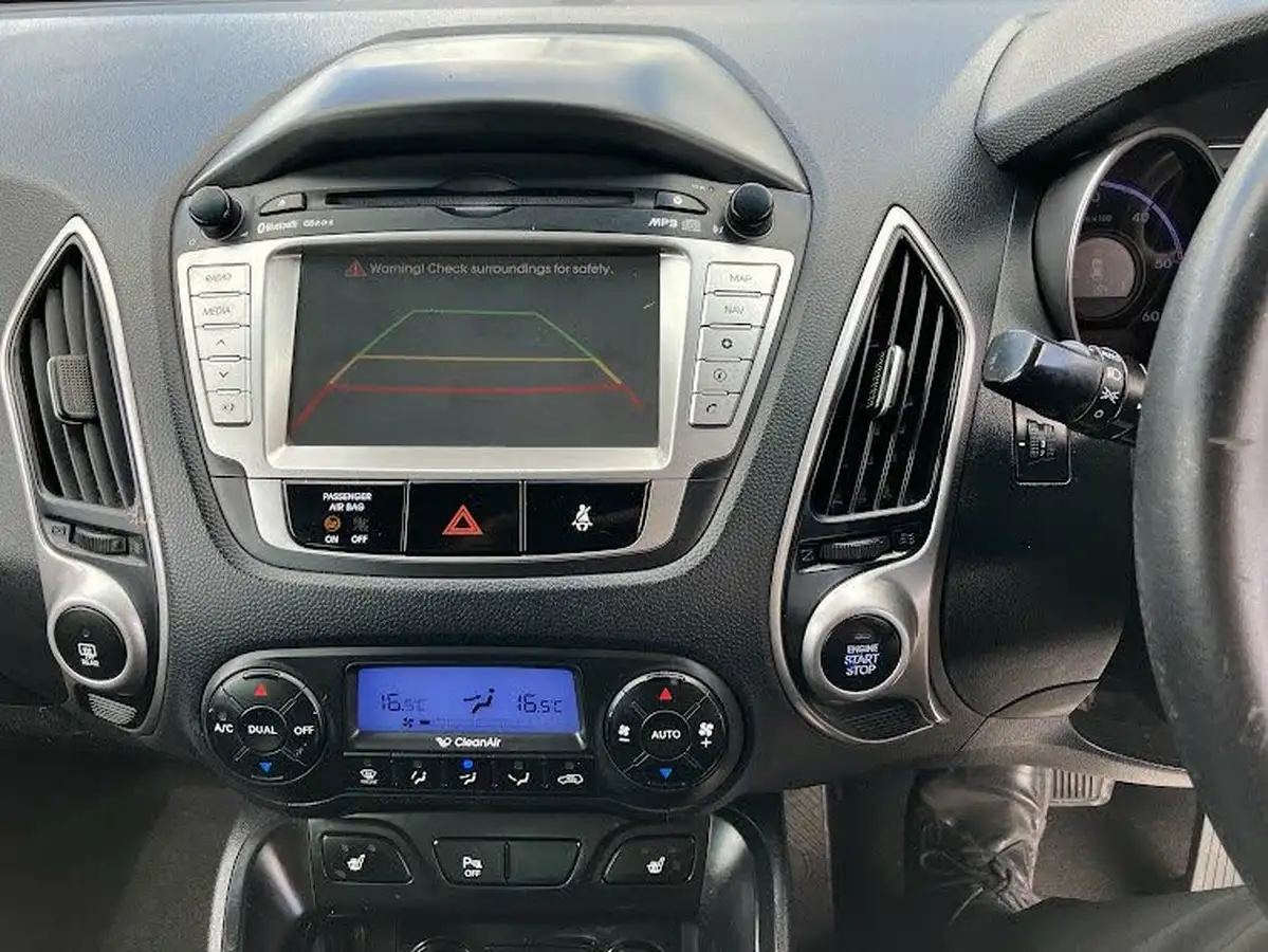 2011-hyundai-ix35-20td-premium-4wd-auto-big-16