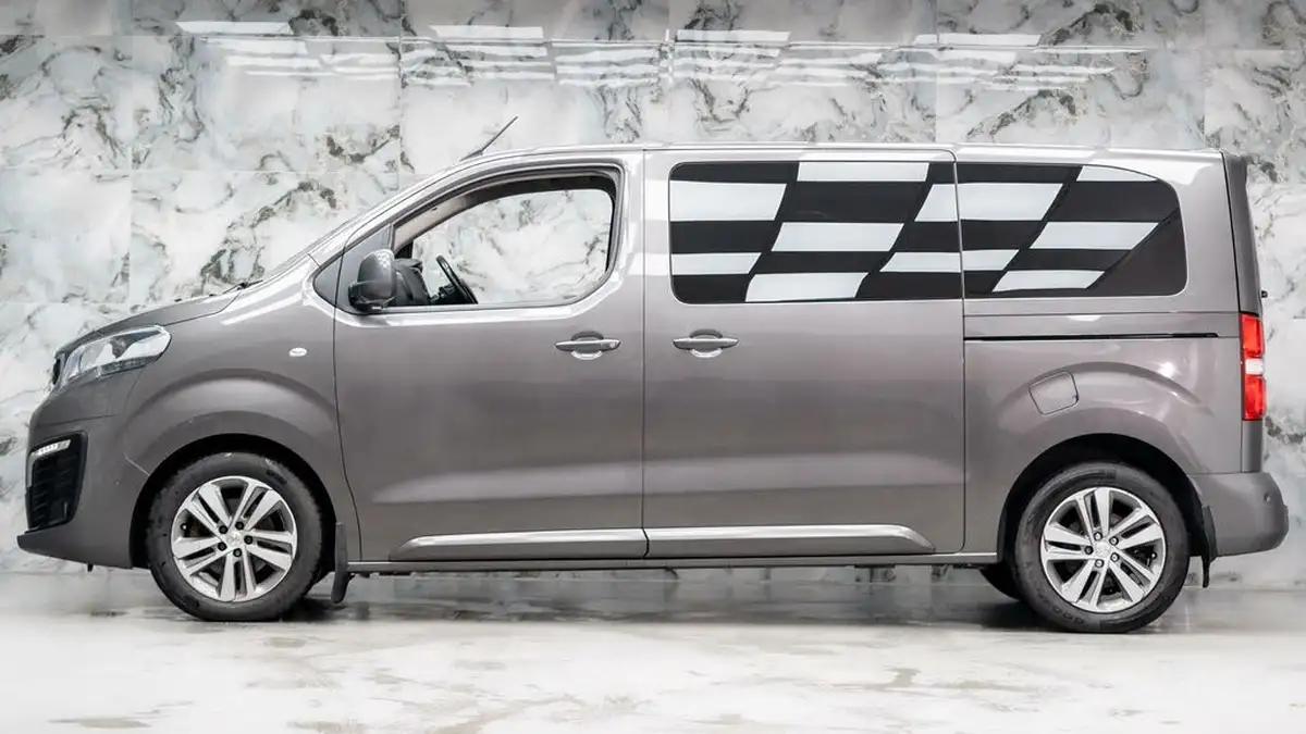 2018-peugeot-traveller-20-bluehdi-allure-20-bluehdi-180ps-standardss-eat8-big-1