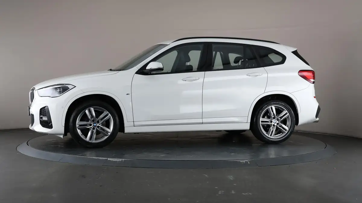 2020-bmw-x1-15-sdrive18i-m-sport-dct-big-33