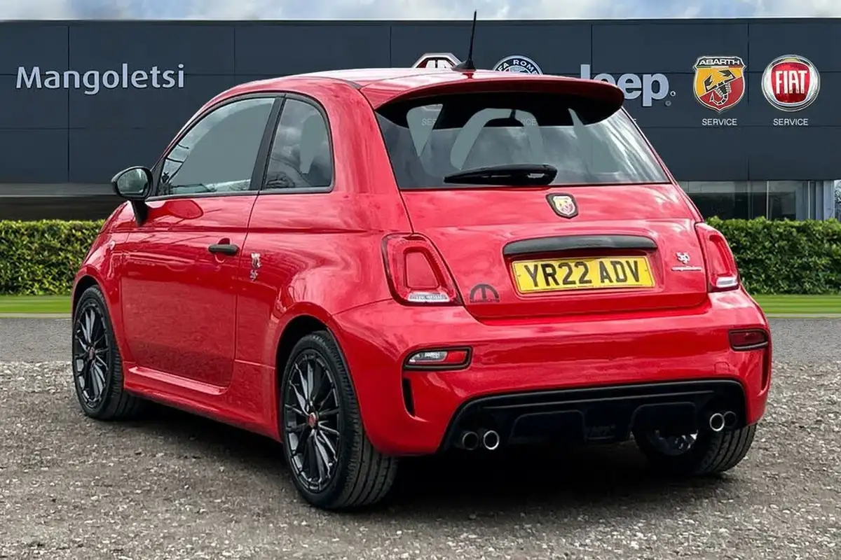 2022-abarth-595-14-tjet-competizione-big-2