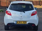 2012-mazda-mazda2-13-venture-small-17