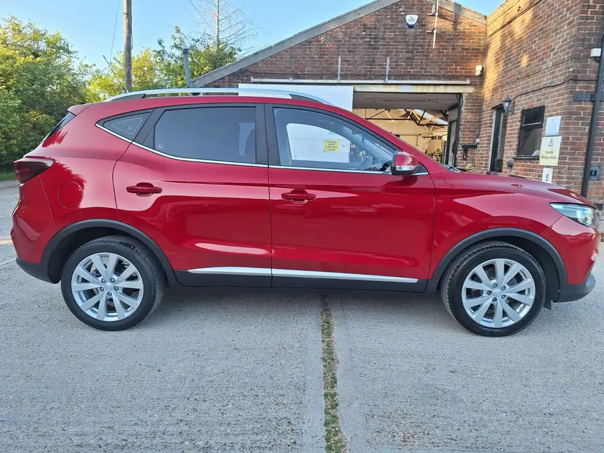 2019-mg-zs-suv-10t-gdi-excite-111ps-big-3