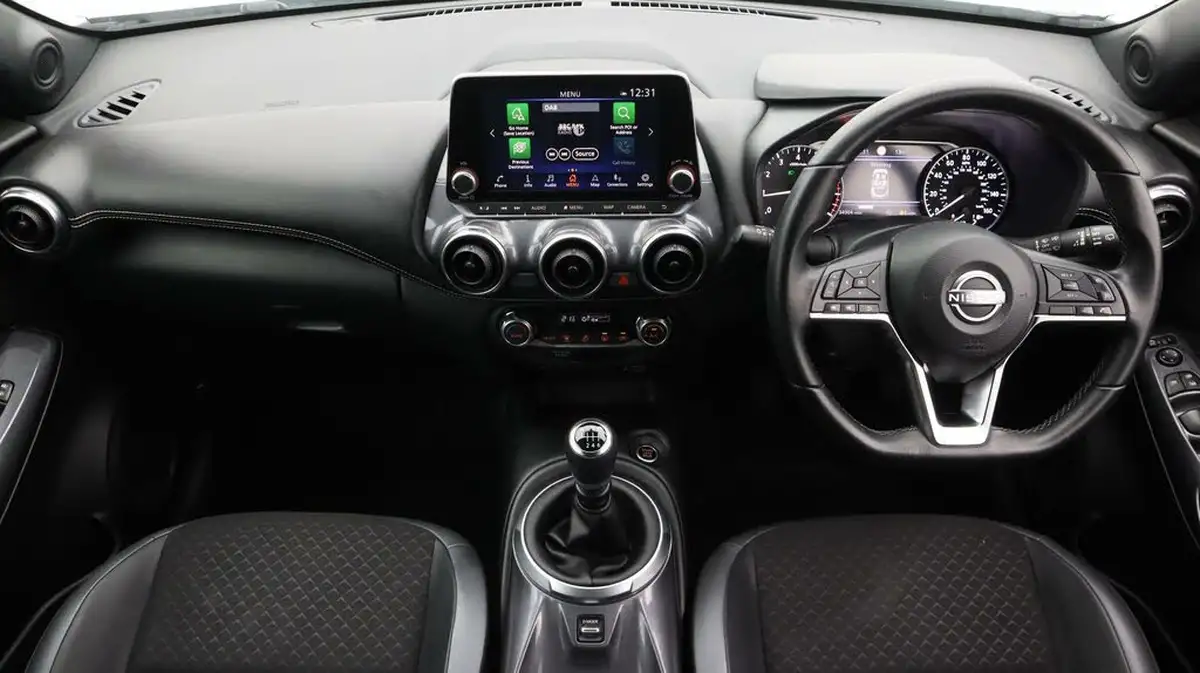 2023-nissan-juke-10-dig-t-n-connecta-big-13