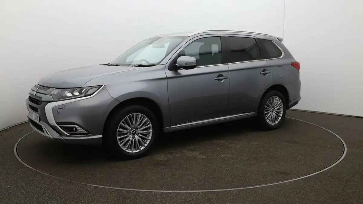 2020-mitsubishi-outlander-24-exceed-phev-big-58