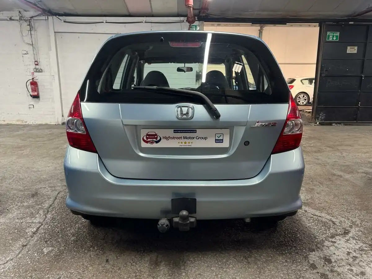 2007-honda-jazz-12-s-big-9