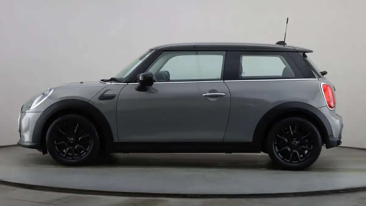 2022-mini-cooper-15-cooper-classic-hatchback-3d-auto-big-13