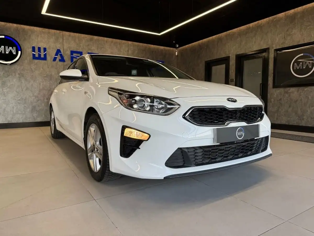 2019-kia-ceed-16crdi-2-eco-hatchback-big-9