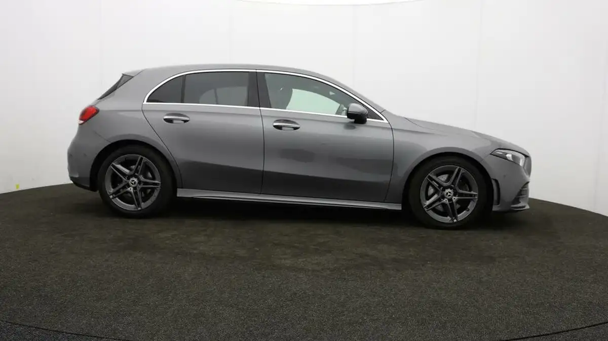 2021-mercedes-benz-a-class-20d-a220d-amg-line-premium-hatchback-5d-big-31