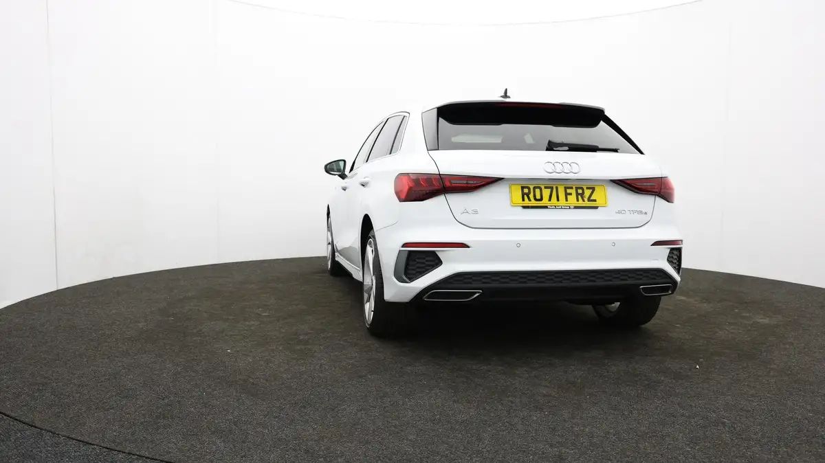 2021-audi-a3-14-40-tfsi-e-s-line-big-24