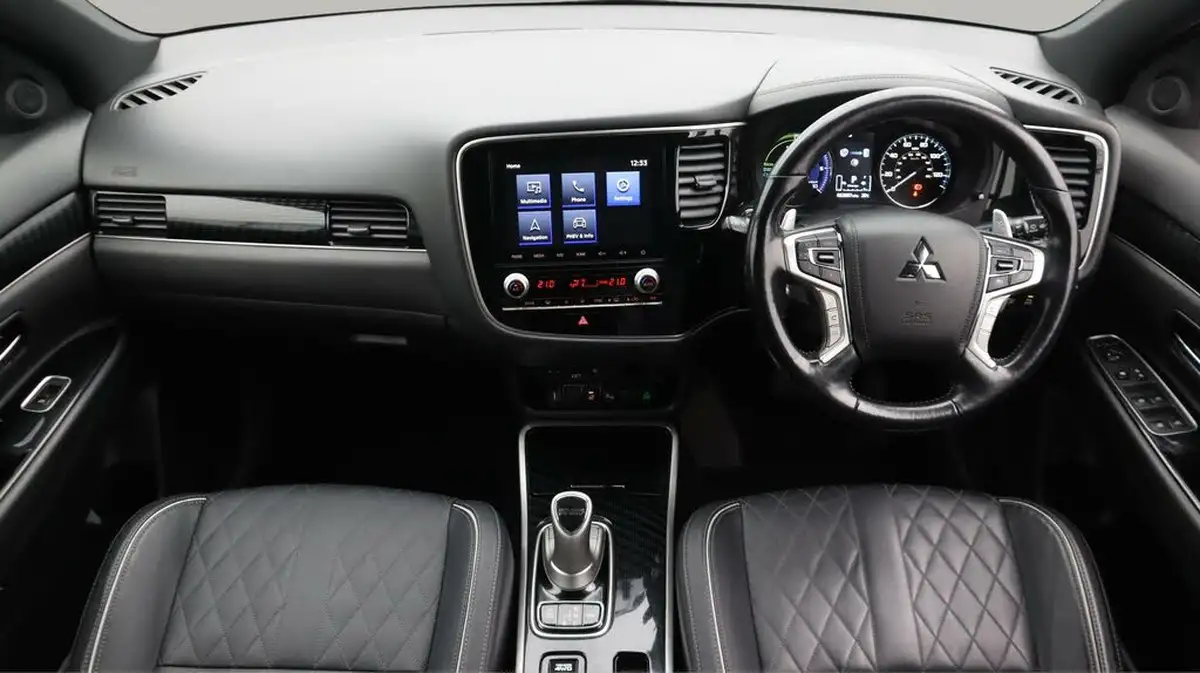 2020-mitsubishi-outlander-24-exceed-phev-big-13