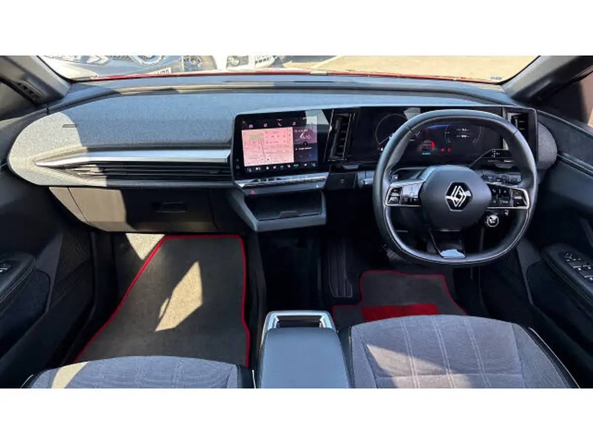 2023-renault-megane-e-tech-e-techno-big-9