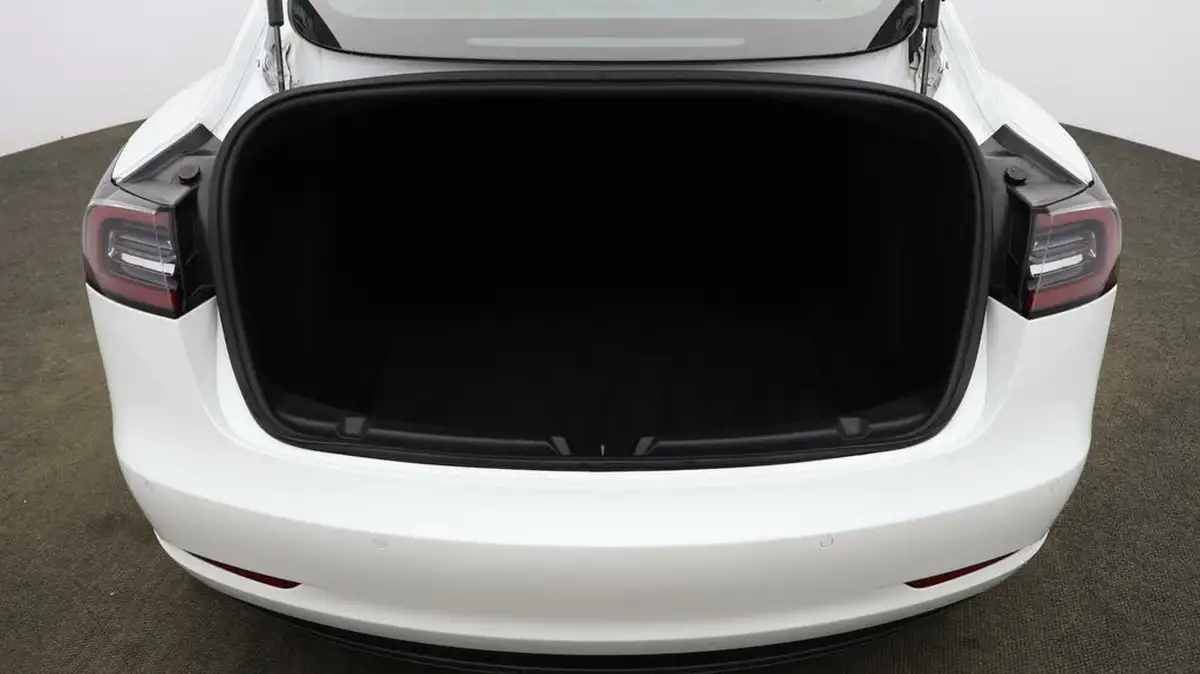 2020-tesla-model-3-e-standard-plus-big-16