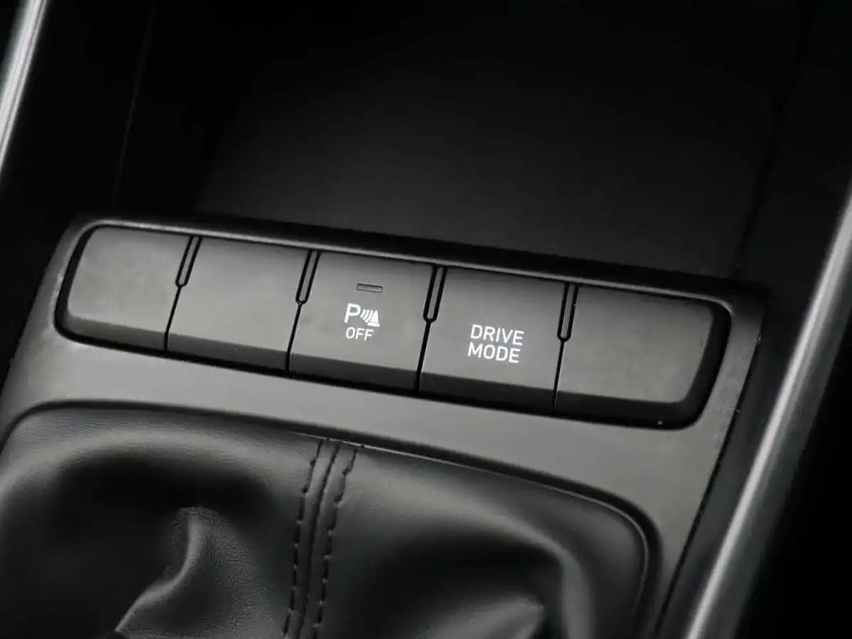 2023-hyundai-i20-10-t-gdi-se-connect-eclutch-imt-big-34