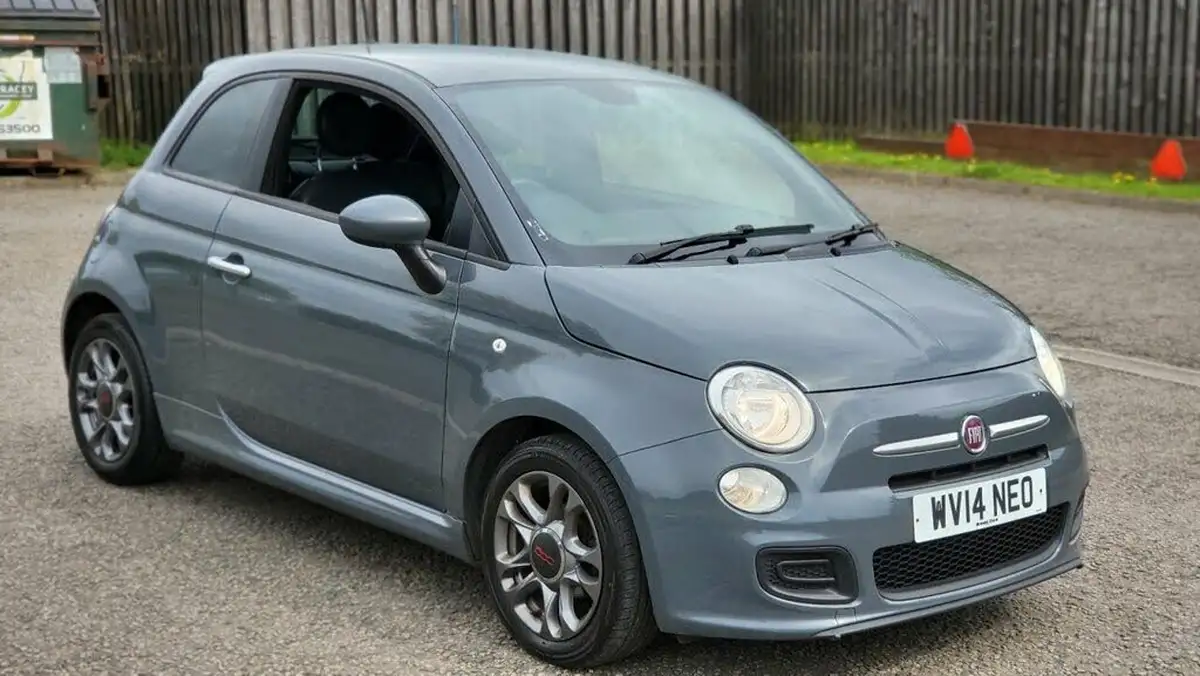 2014-fiat-500-12-s-big-0